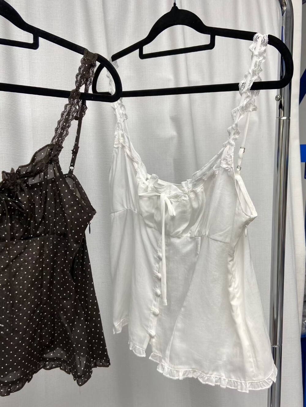 Reformation Eveline Top In White - Picture 7 of 15